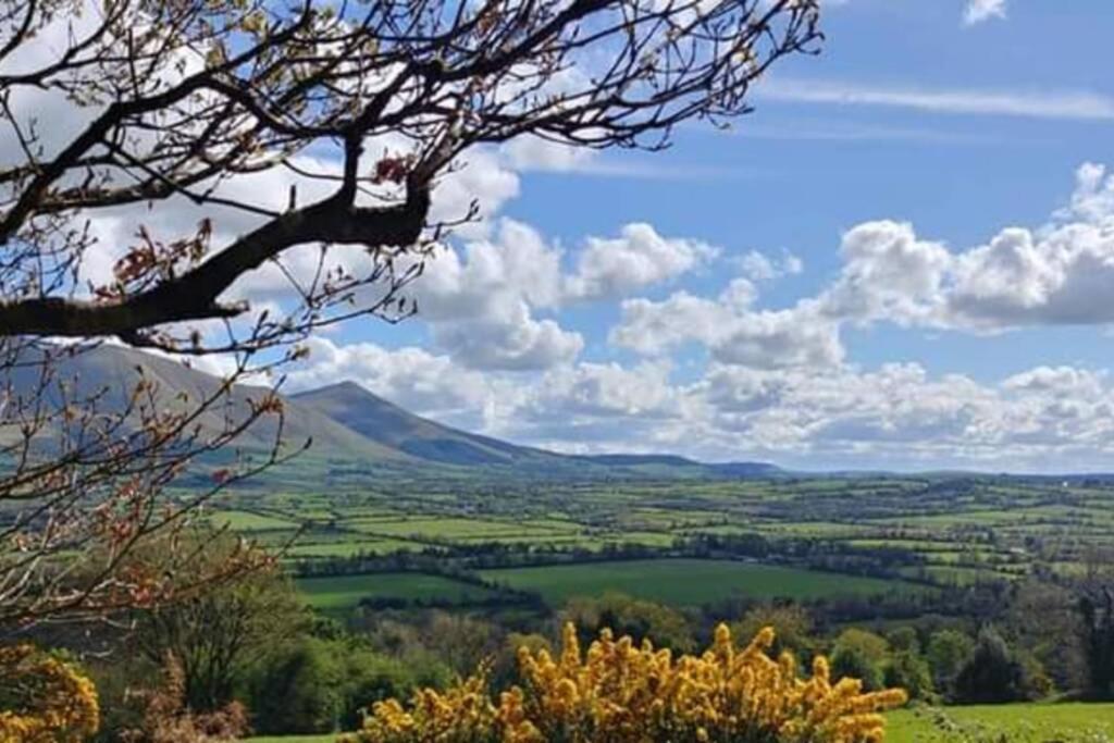 Corderry Farmhouse, Idyllic Cottage Amid 250 Acres Lisvernane Exterior foto